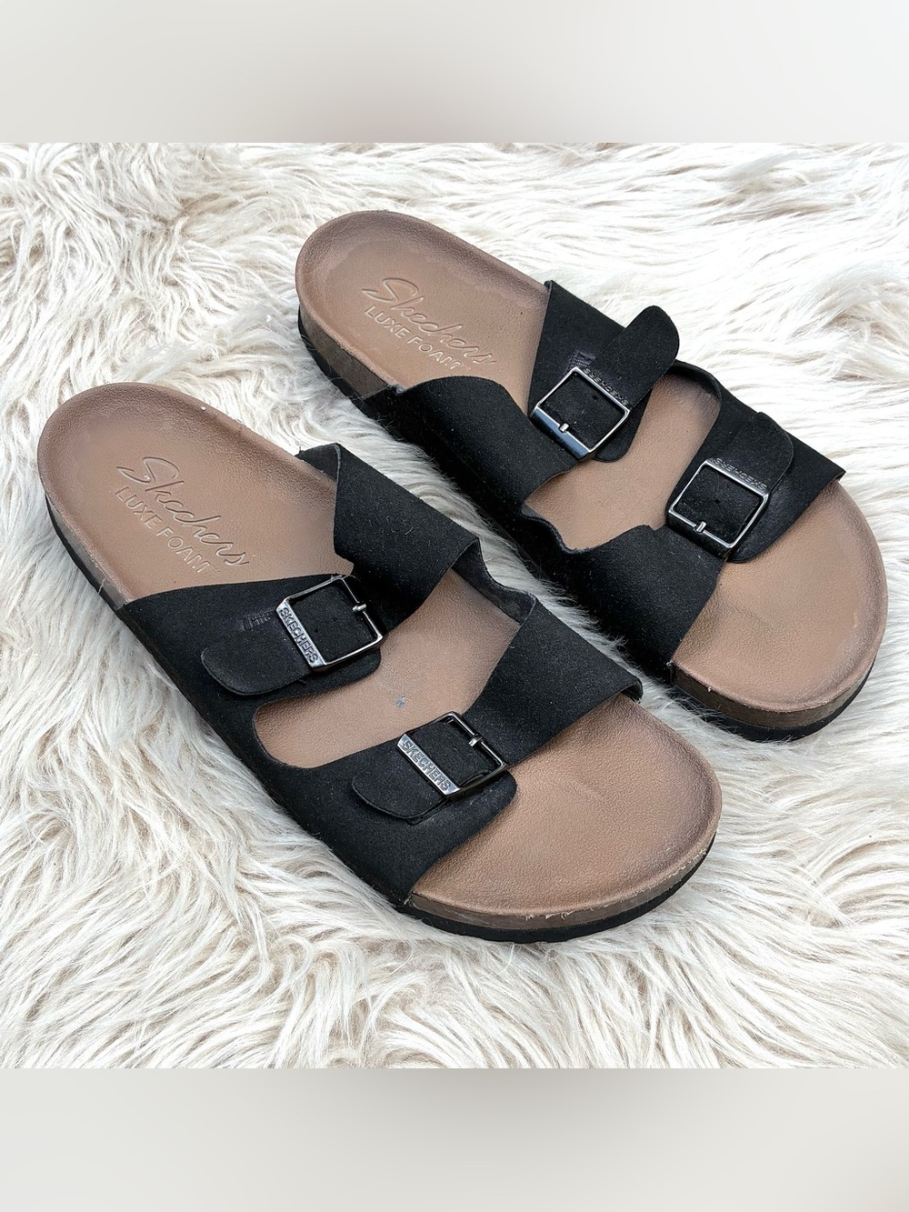 Skechers Faux Suede Black Flatbed Sandals Women’s Sz 11